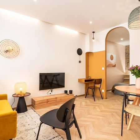 Les Cocon Des Pentes De La Soie Apartment Lyon Exterior photo